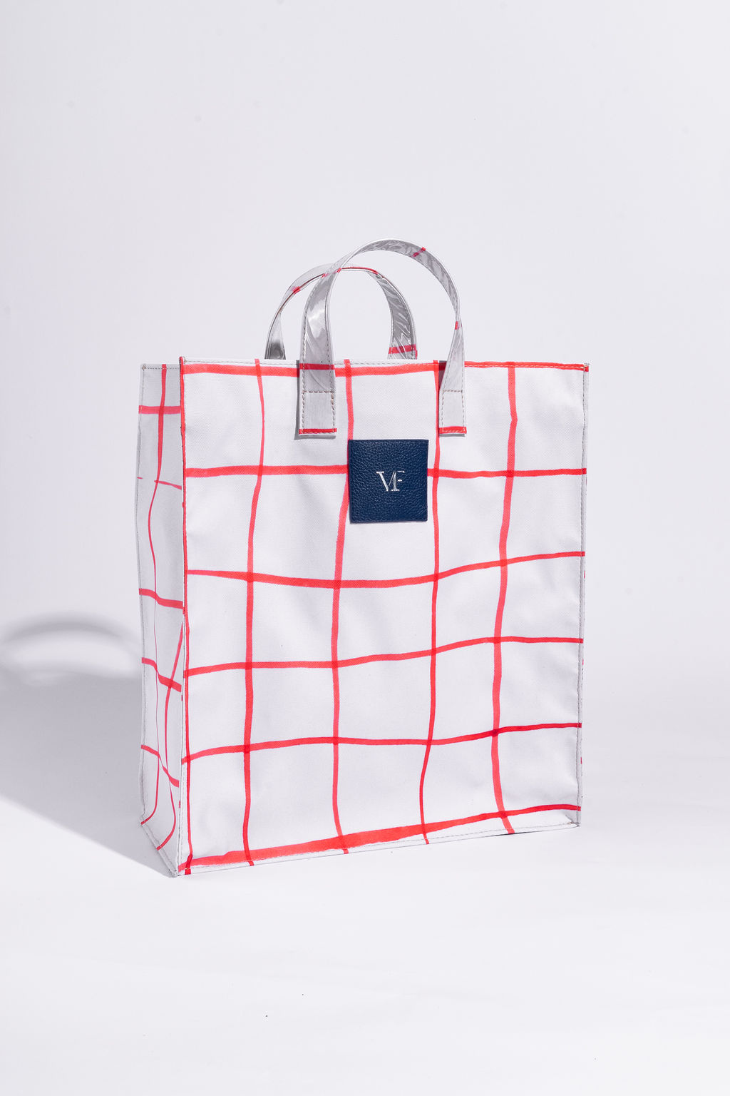 Simone Sonay biografiyasi